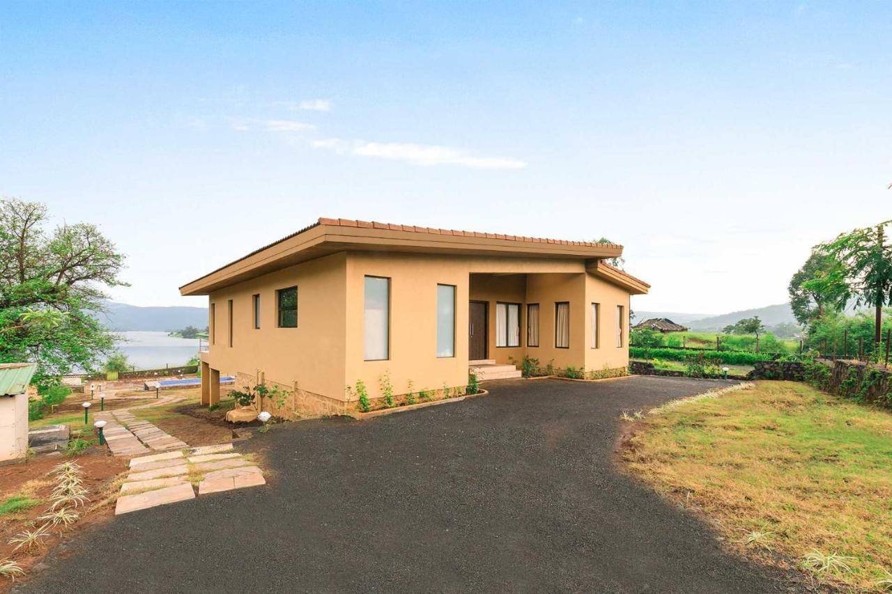 Stayvista'S Shivom Villa 2 - A Serene Escape With Views Of The Valley And Lake Lonavala Dış mekan fotoğraf