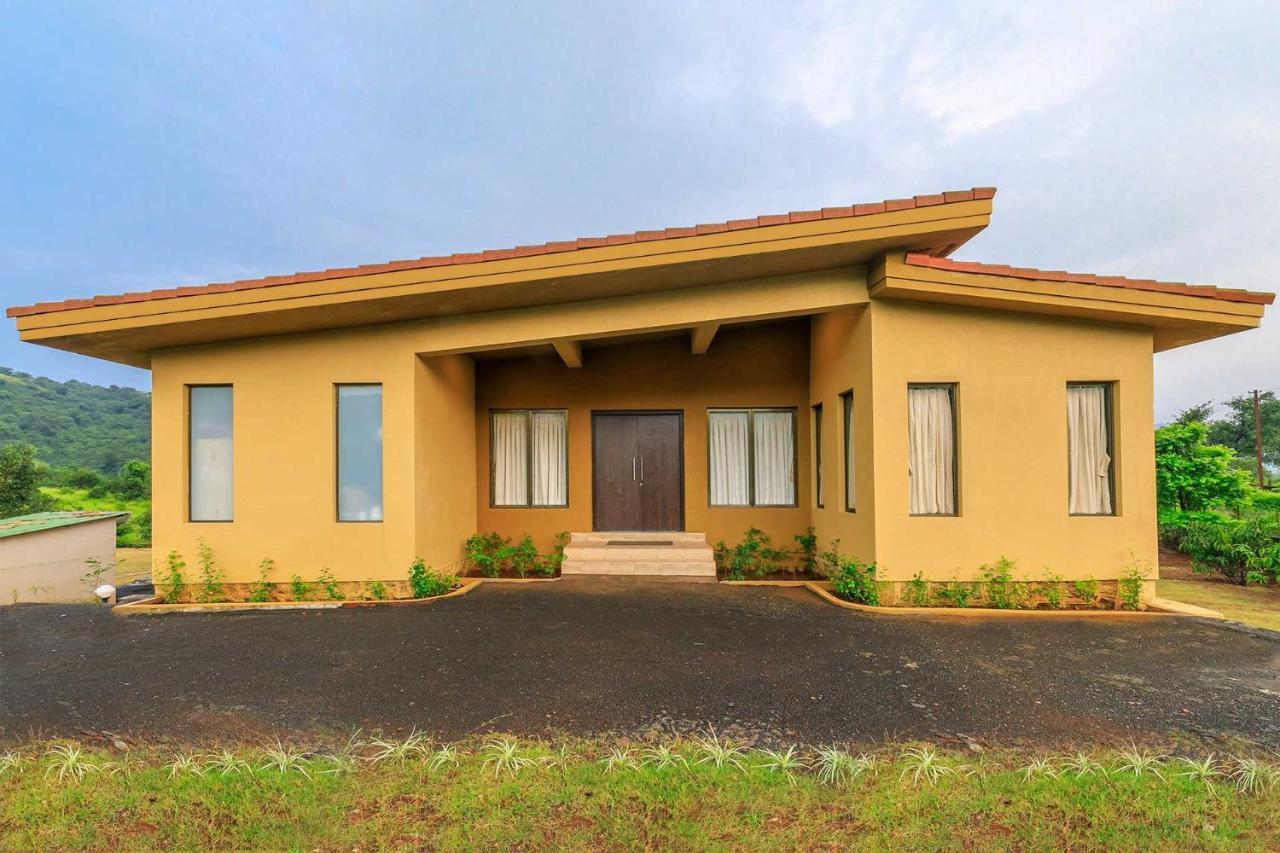 Stayvista'S Shivom Villa 2 - A Serene Escape With Views Of The Valley And Lake Lonavala Dış mekan fotoğraf